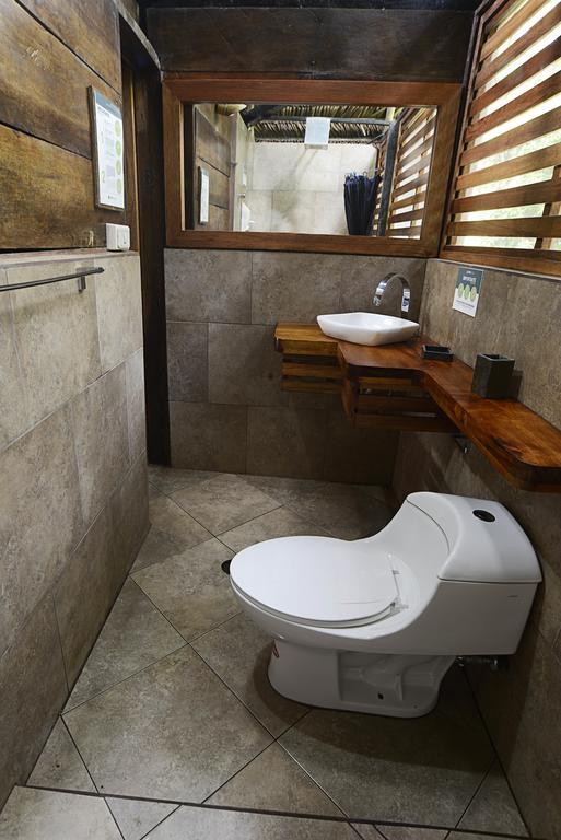 Jamu Lodge Puerto Montufar Szoba fotó