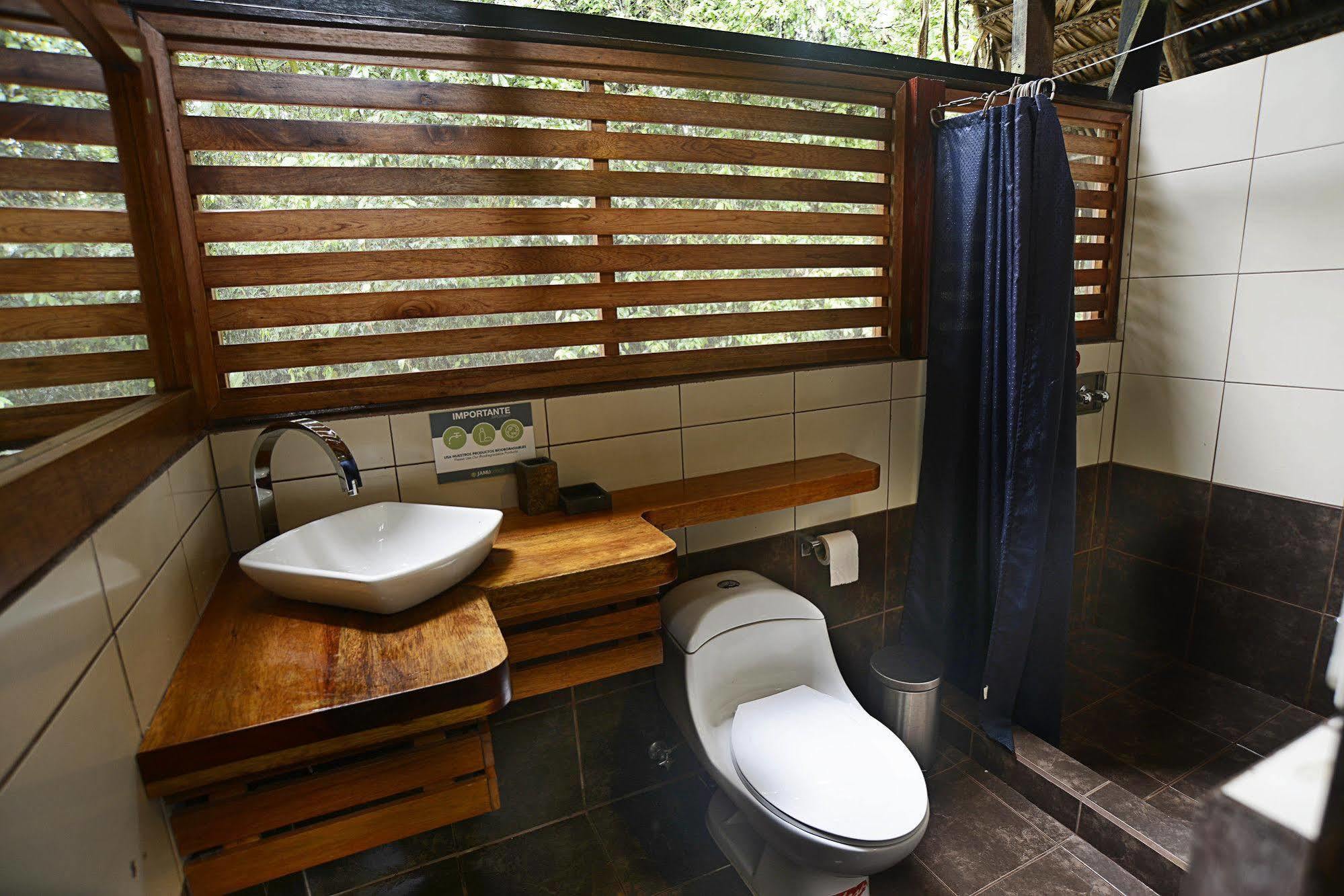 Jamu Lodge Puerto Montufar Kültér fotó