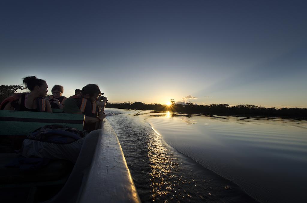 Jamu Lodge Puerto Montufar Kültér fotó